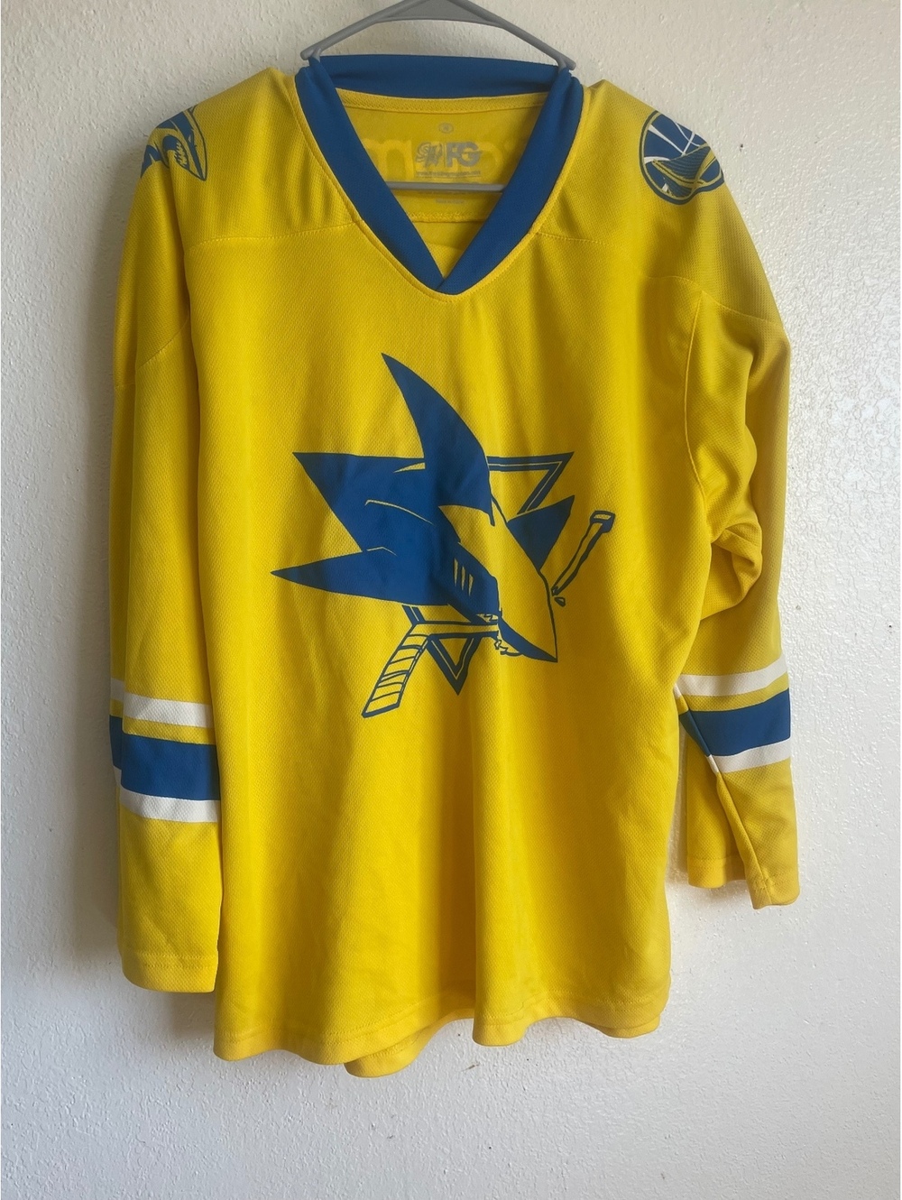 San Jose sharks golden state warriors Hockey Jersey Medium men’s long sleeve